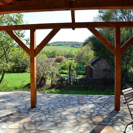 Holiday home The Mambo-cottage Almamellek